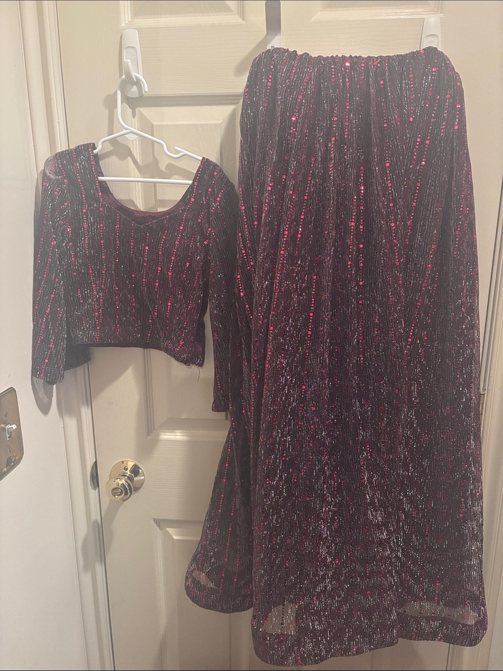 Maroon shimmer top/ skirt combo, women size 0 or girls 10-14, parties, formal